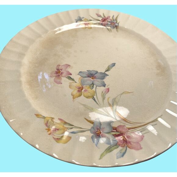2 Vintage Edwin M Knowles Floral Spring Bouquet 1940s Dinner Plates 10” - Picture 6 of 10